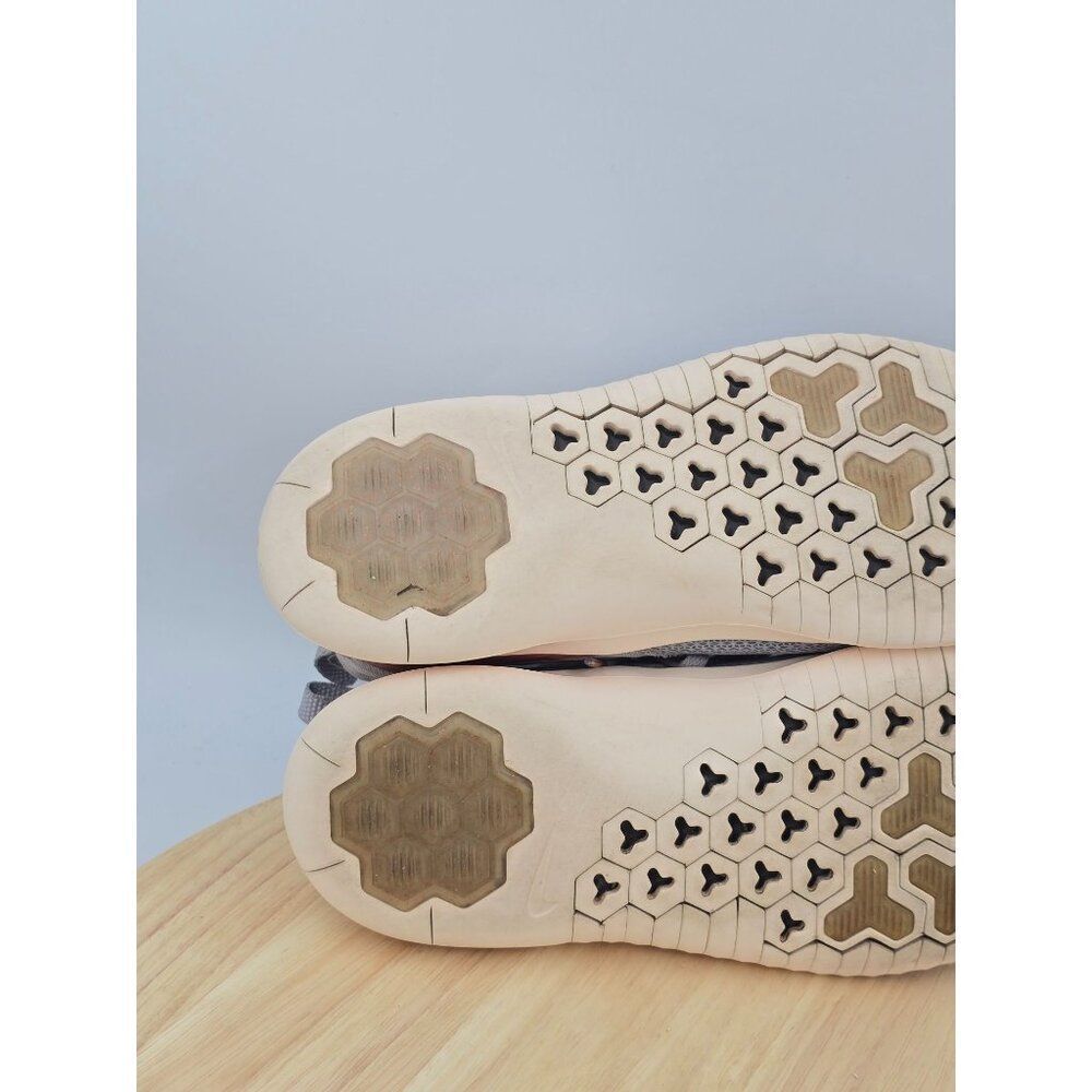 Nike Free TR 8 Premium Running Shoes CD9562-098 Gray Silver Rose Women's Sz 7.5 - Picture 8 of 9